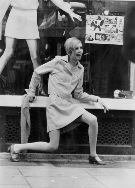 Twiggy's first press shoot 1965 - 01