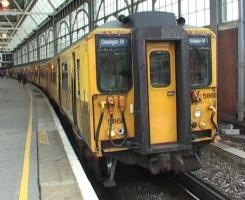 09.-journey-to-guildford-from-london-waterloo-40-p